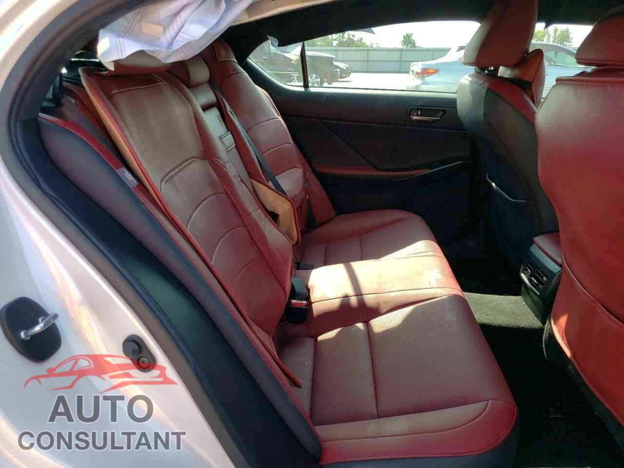 LEXUS IS 2022 - JTHAA1D21N5121003