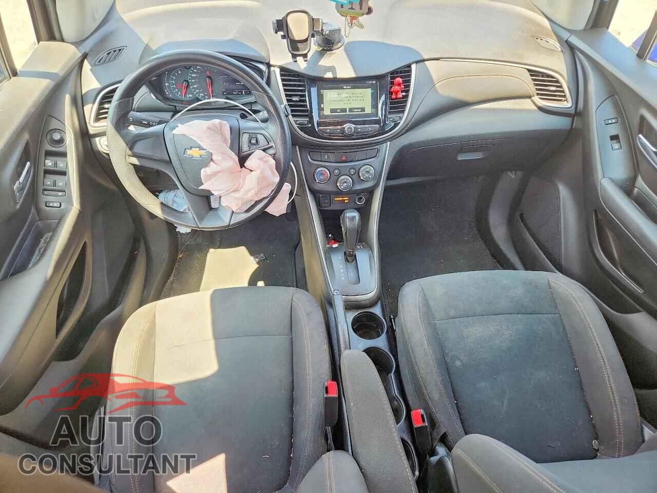 CHEVROLET TRAX 2017 - 3GNCJKSB3HL172937