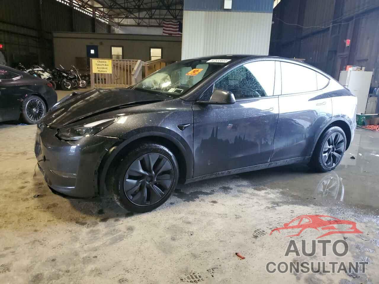 TESLA MODEL Y 2024 - 7SAYGAEE4RF158447