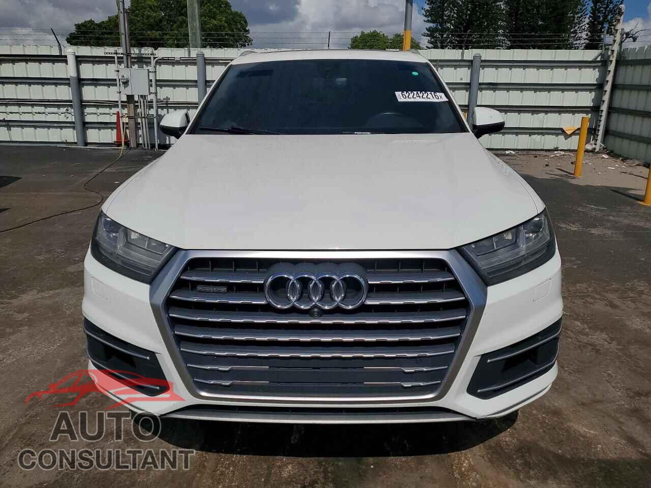 AUDI Q7 2019 - WA1LAAF73KD014615