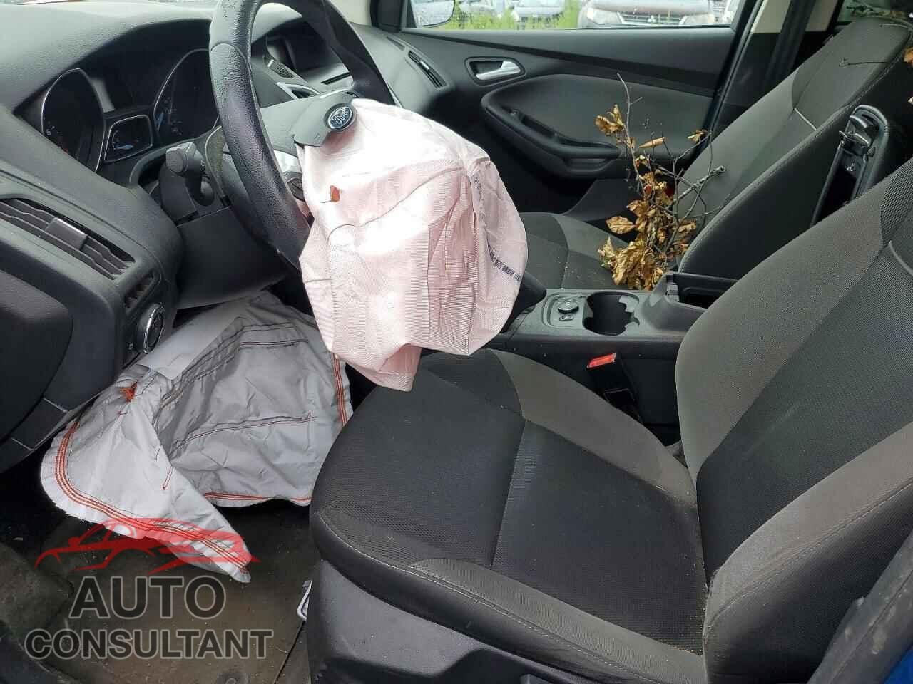 FORD FOCUS 2014 - 1FADP3F2XEL250056