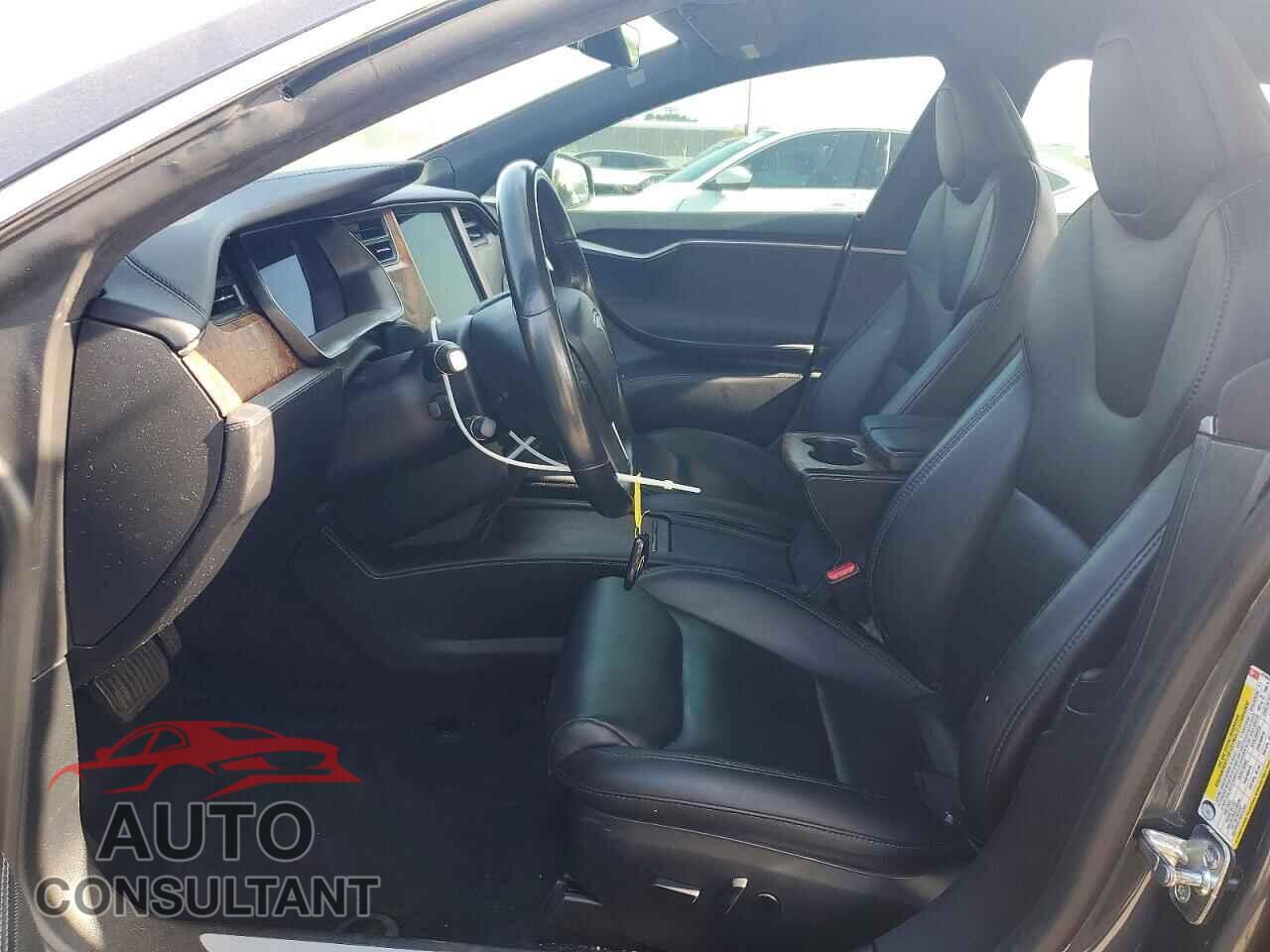 TESLA MODEL S 2021 - 5YJSA1E24MF423869