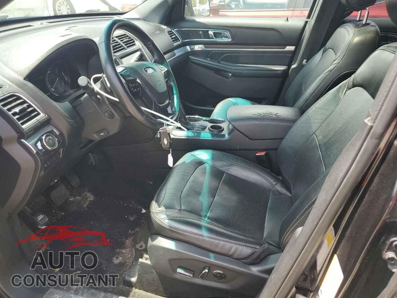 FORD EXPLORER 2017 - 1FM5K7F88HGA07508
