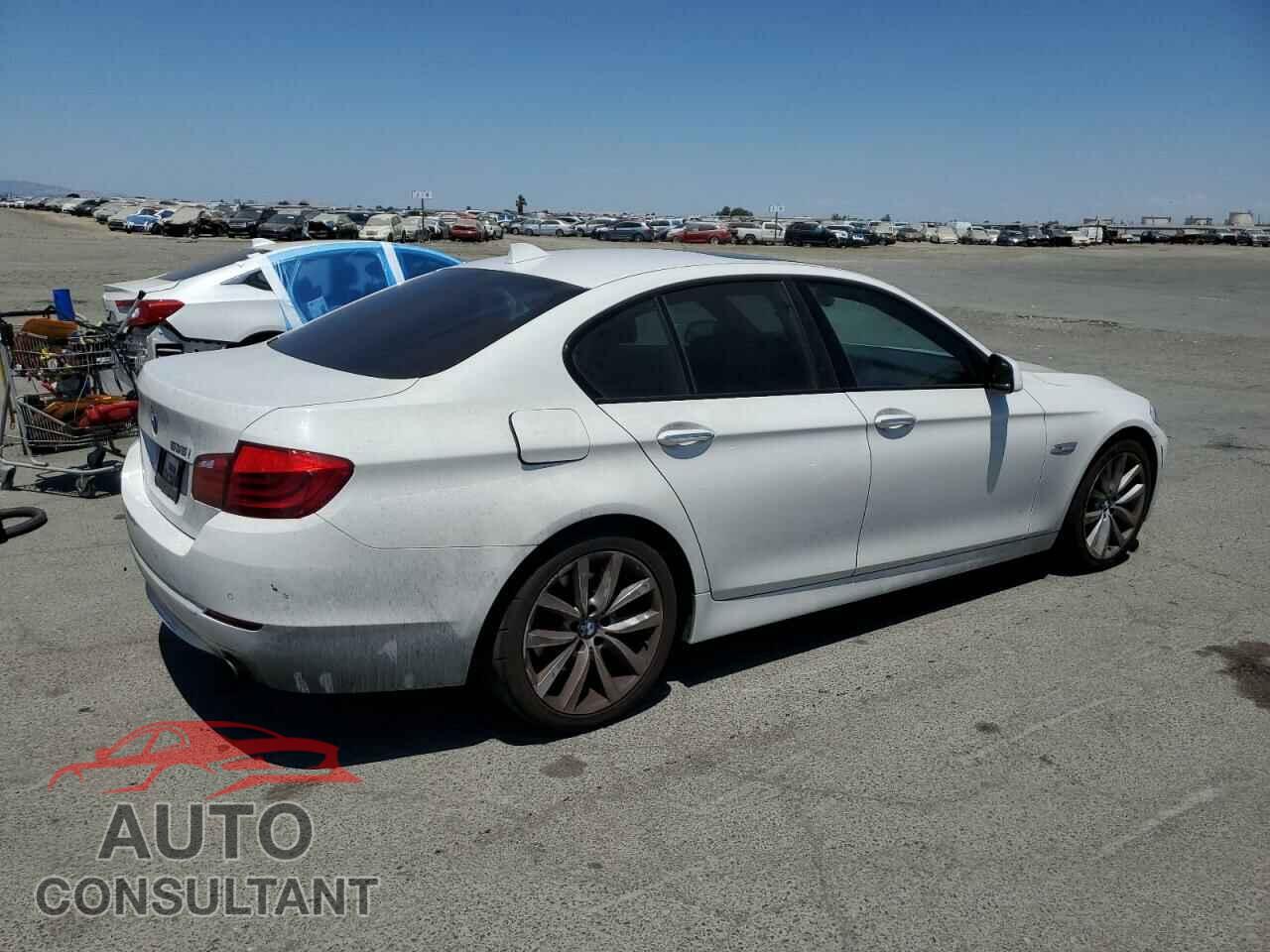 BMW 5 SERIES 2012 - WBAFR7C57CC810323