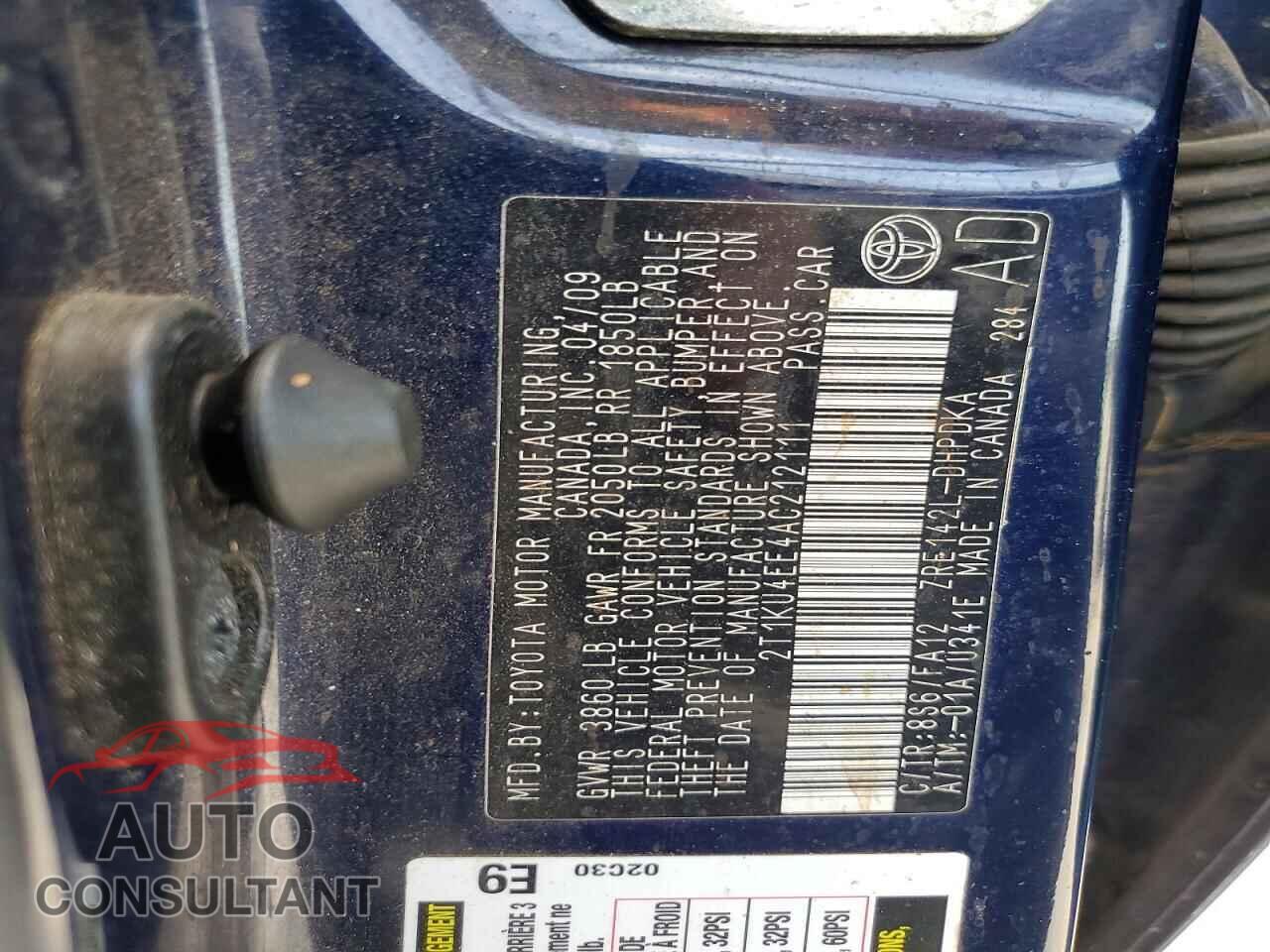TOYOTA MATRIX 2010 - 2T1KU4EE4AC212111