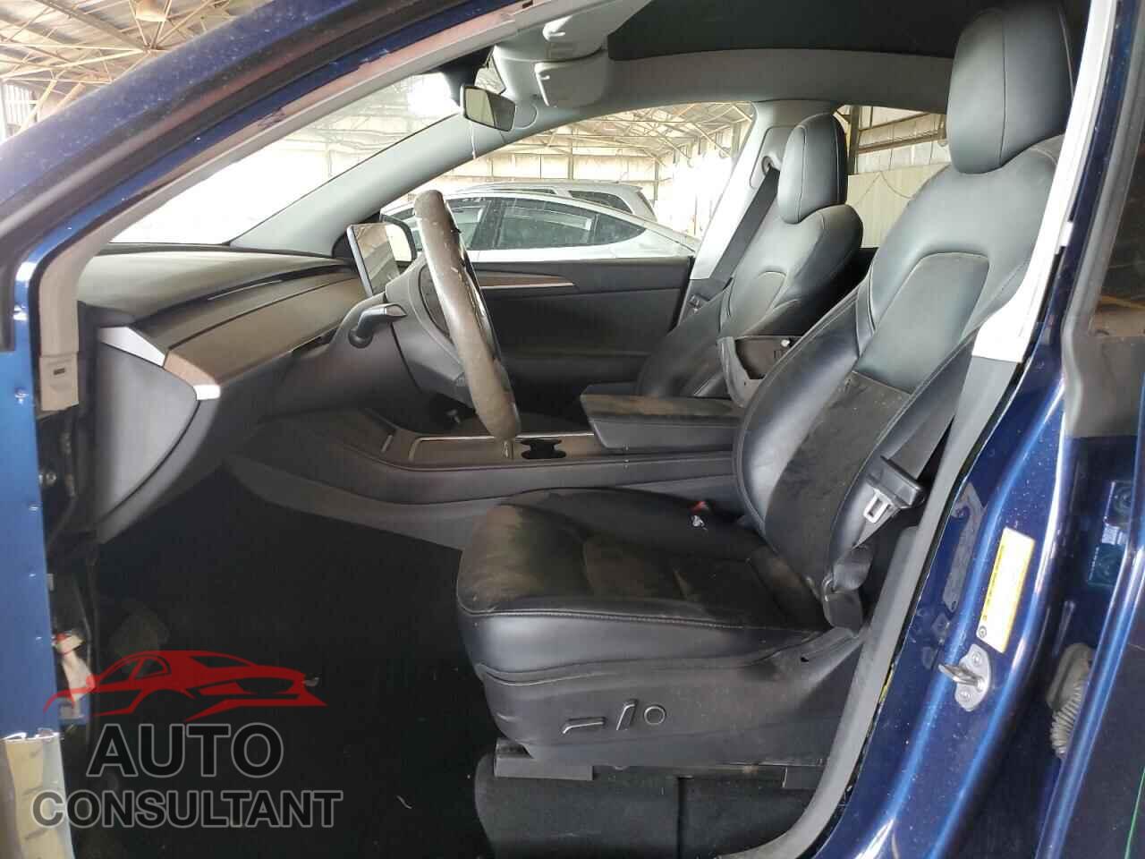 TESLA MODEL Y 2023 - 7SAYGAEE2PF582870