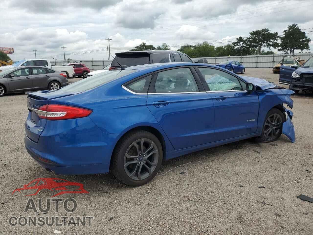 FORD FUSION 2018 - 3FA6P0LU7JR203088