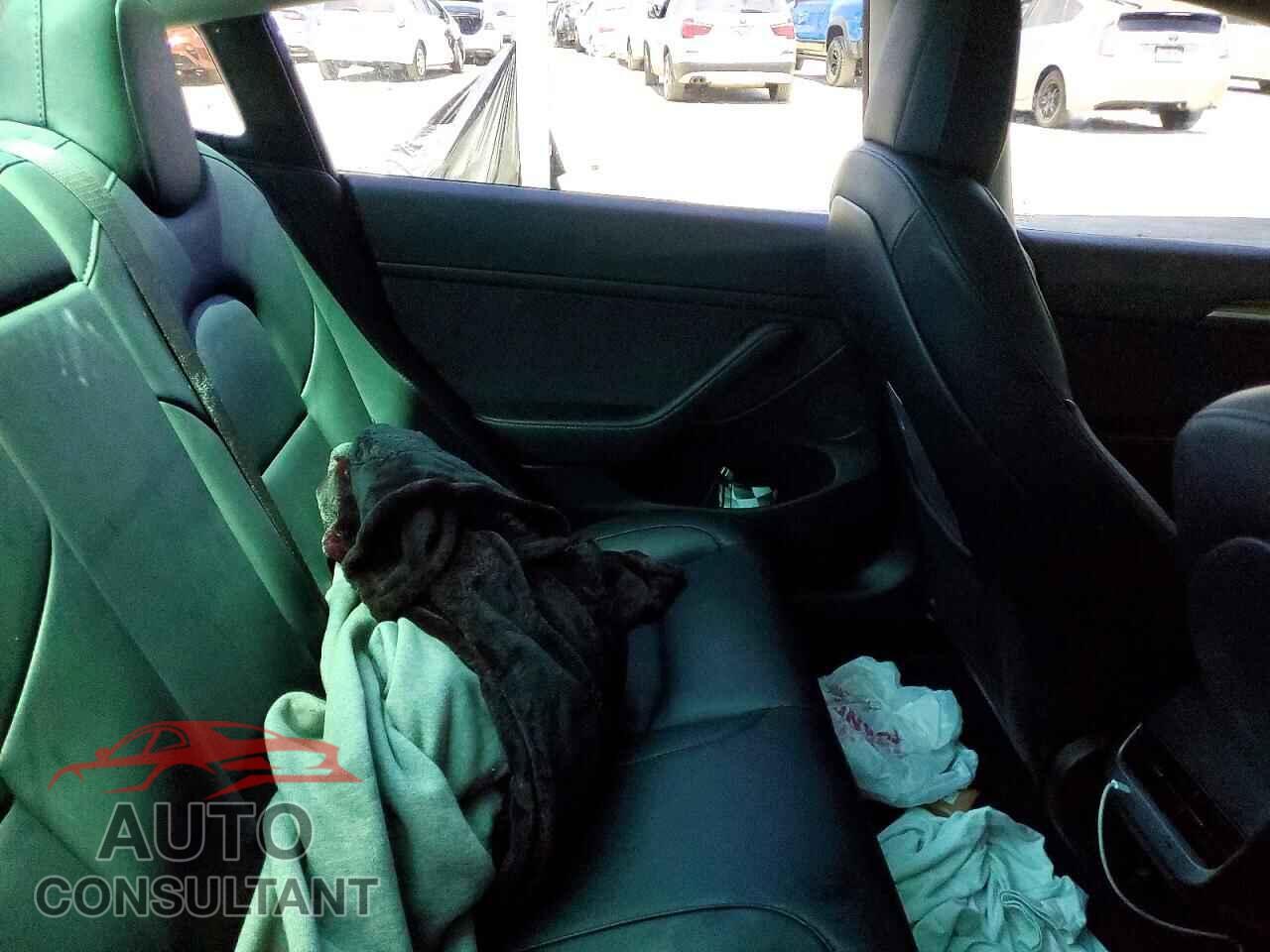 TESLA MODEL 3 2023 - 5YJ3E1EA3PF398242