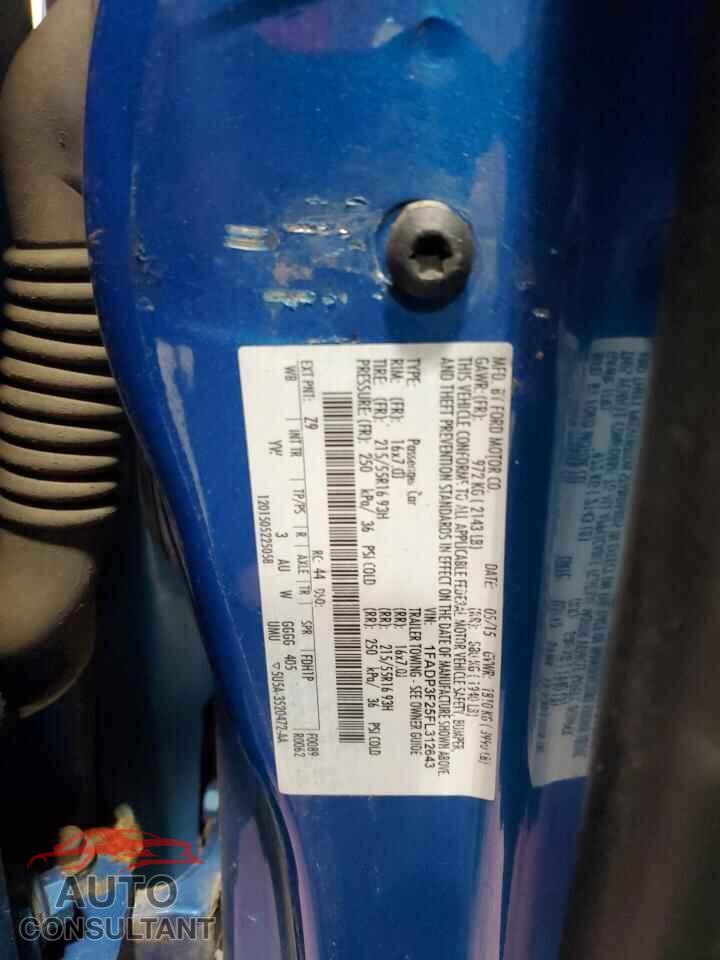 FORD FOCUS 2015 - 1FADP3F25FL312643