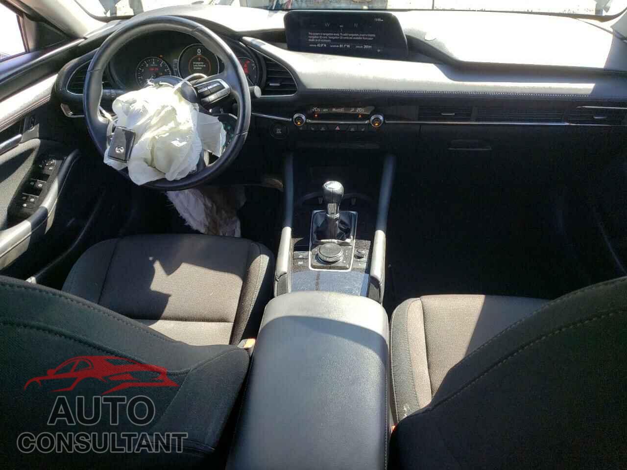 MAZDA 3 2019 - 3MZBPAC76KM111104