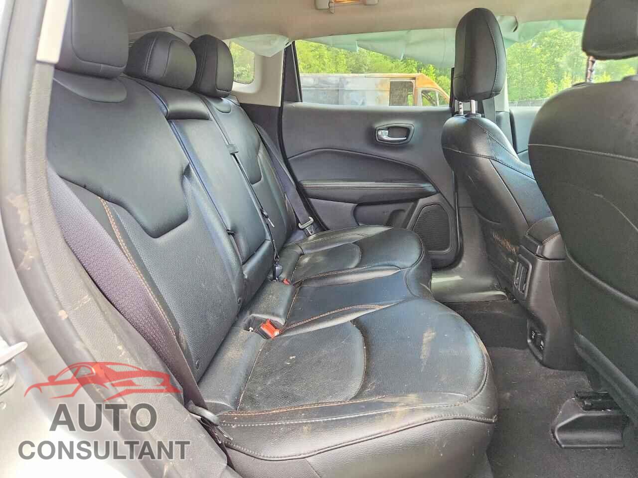 JEEP COMPASS 2020 - 3C4NJCCB0LT198569