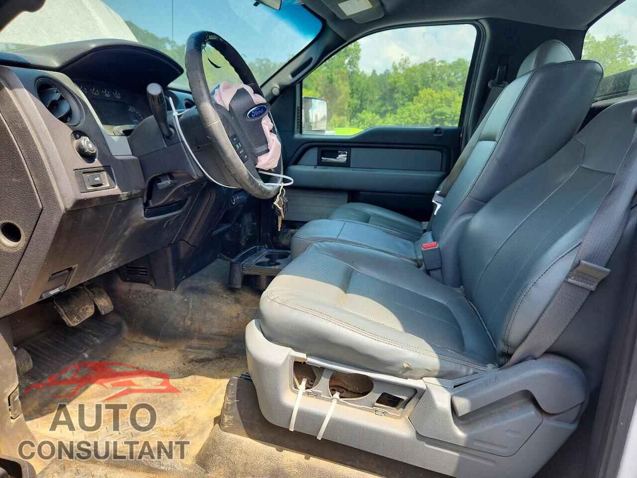 FORD F150 2012 - 1FTMF1CM3CKD67276
