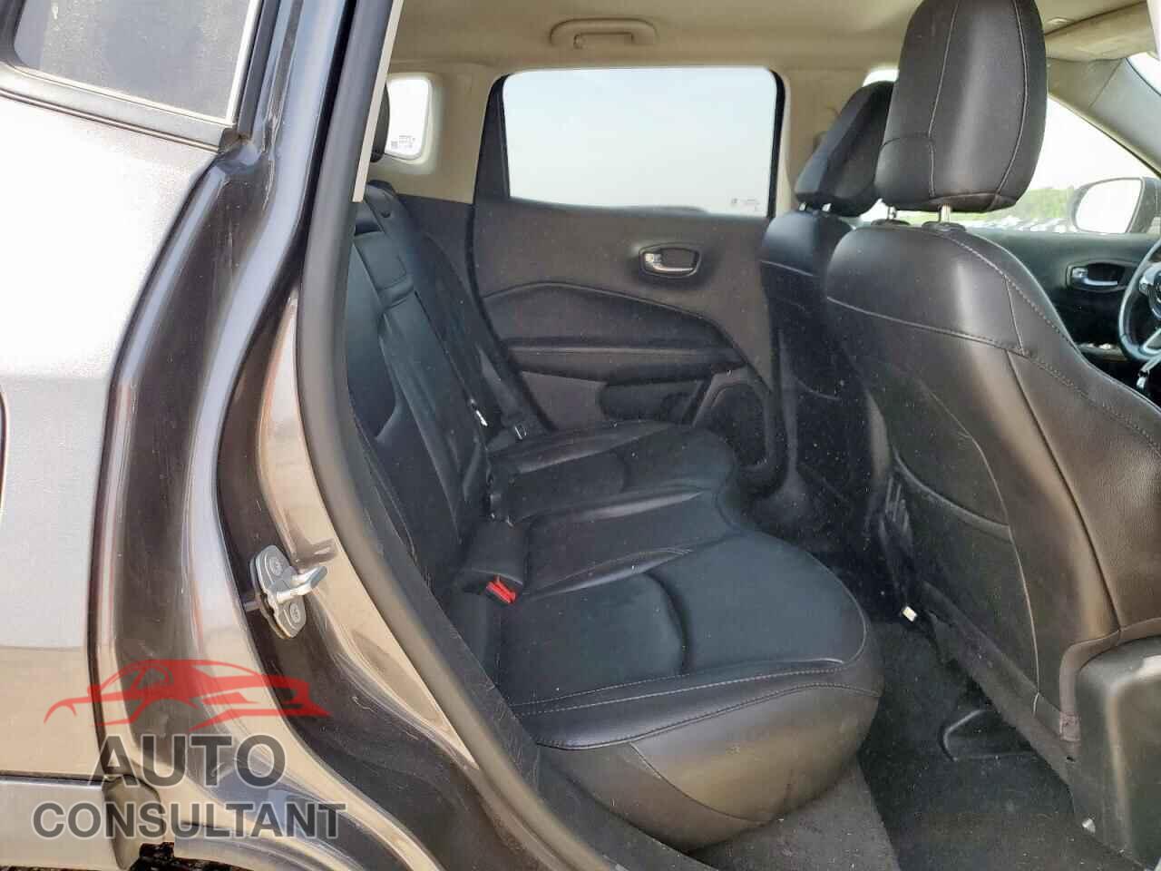 JEEP COMPASS 2019 - 3C4NJDCB4KT733973