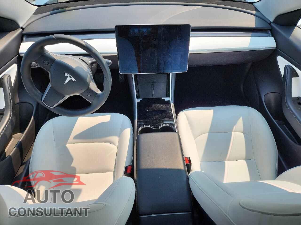 TESLA MODEL 3 2020 - 5YJ3E1EA5LF738291