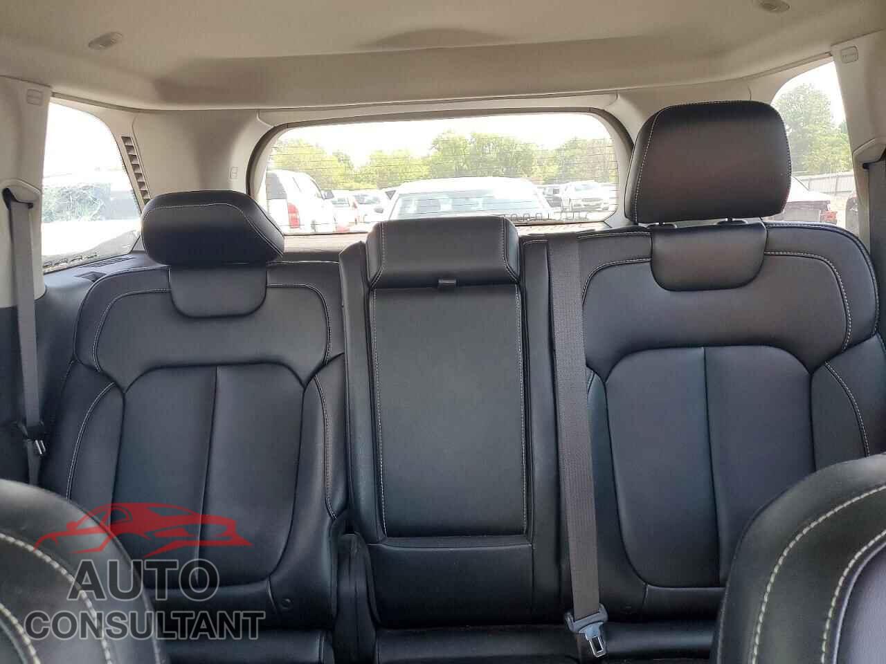 JEEP CHEROKEE 2023 - 1C4RJGBG1P8909044