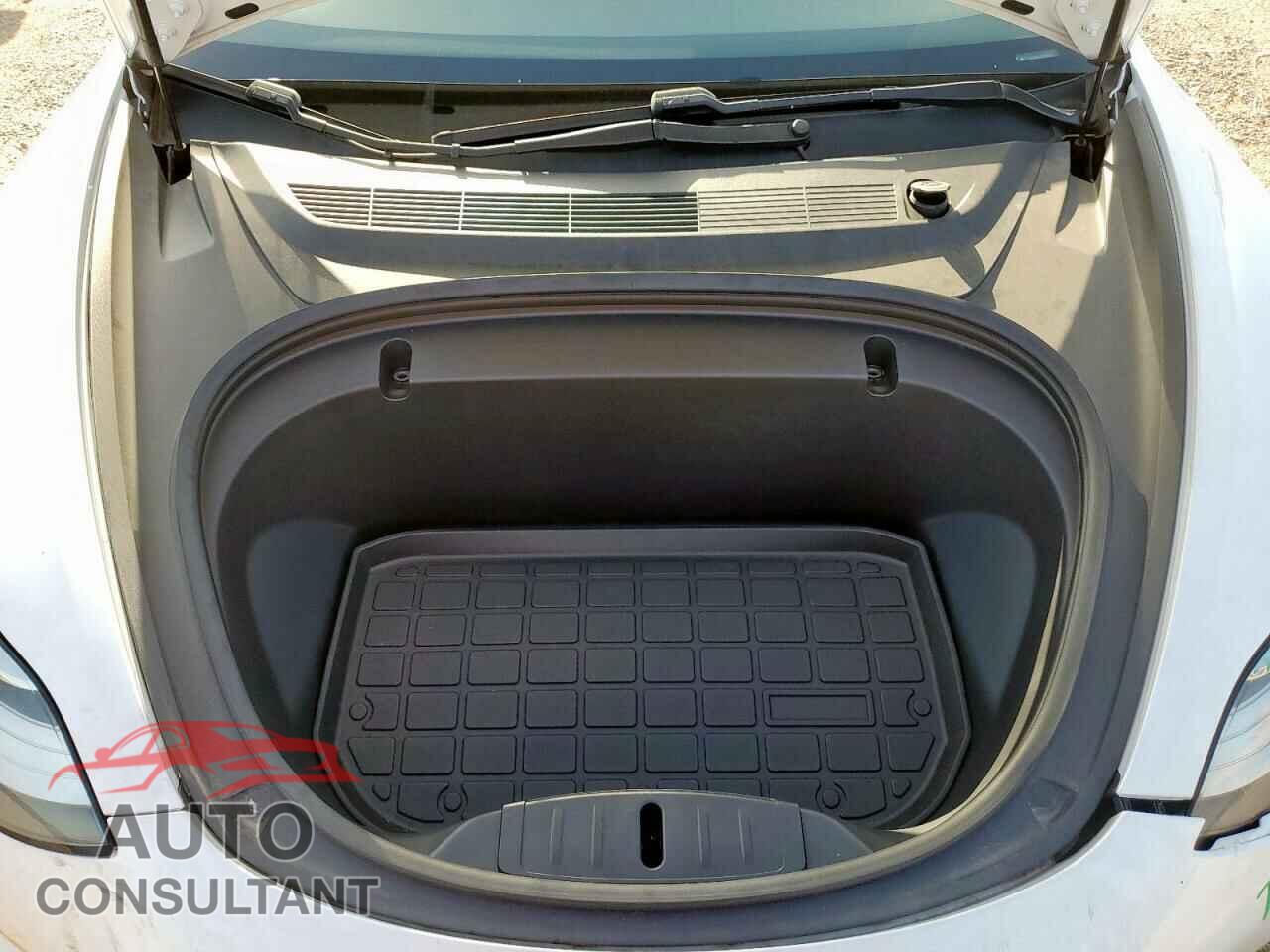 TESLA MODEL 3 2020 - 5YJ3E1EB8LF620874