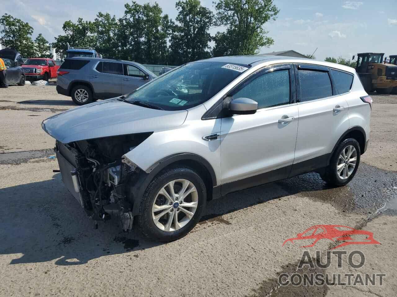 FORD ESCAPE 2017 - 1FMCU9GD3HUD23859