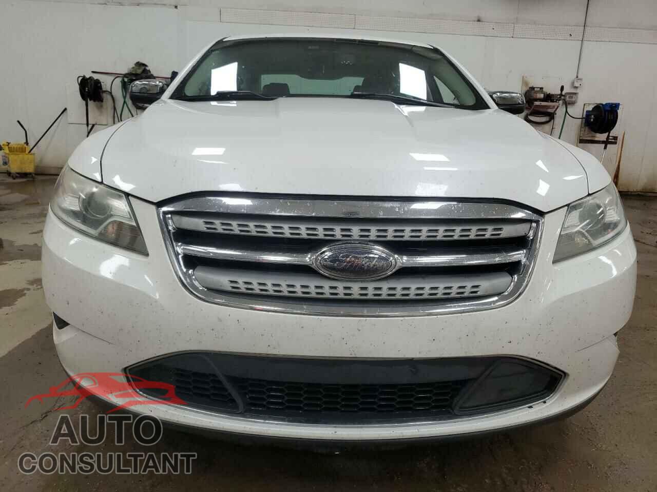 FORD TAURUS 2010 - 1FAHP2FW1AG138697