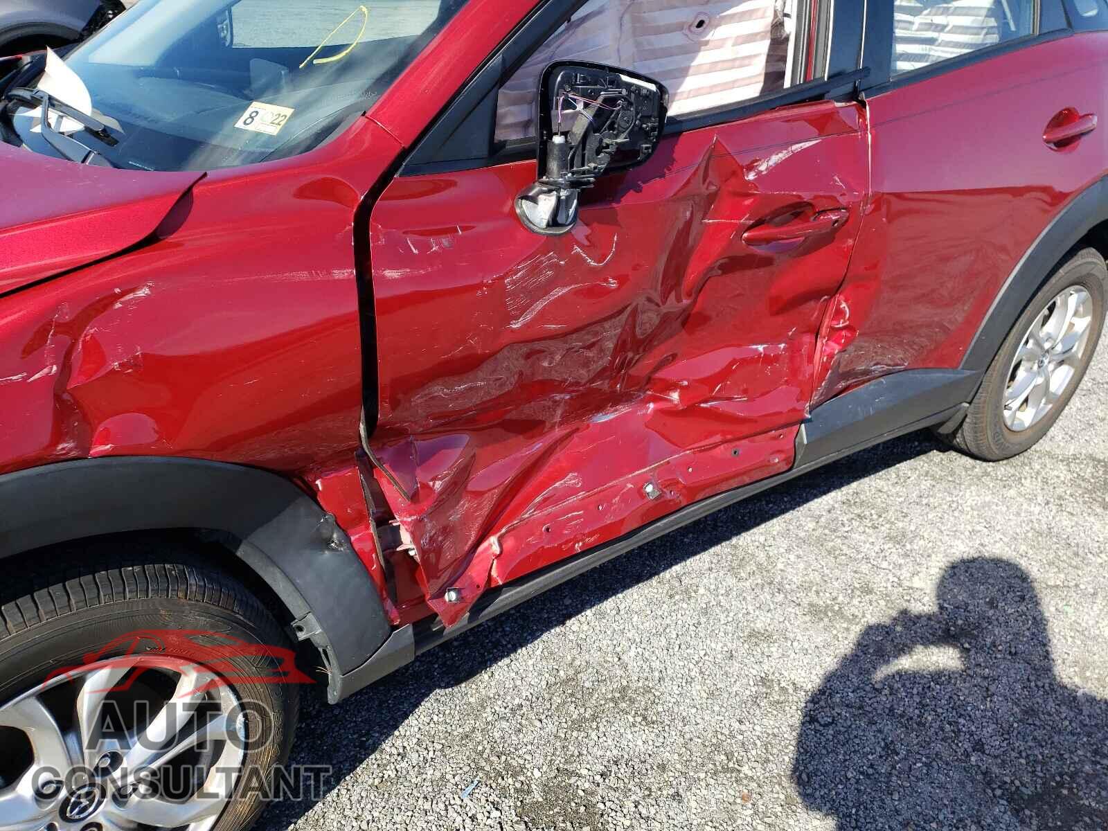 MAZDA 3 2018 - JM1DKFB7XJ1311715
