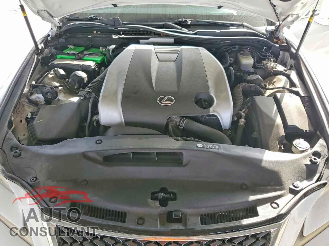 LEXUS IS 2015 - JTHBE1D28F5019353