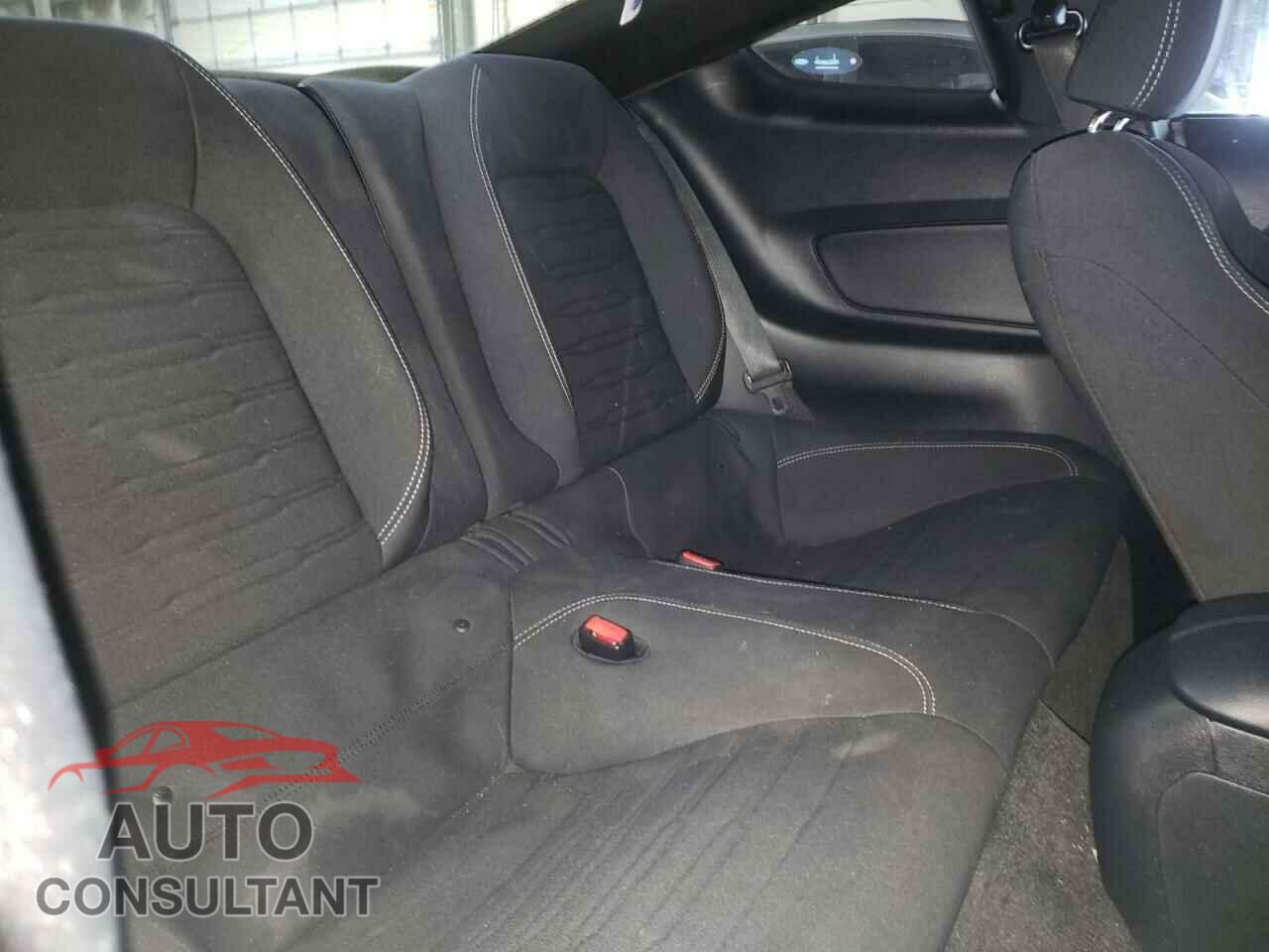 FORD MUSTANG 2017 - 1FA6P8CF8H5235643