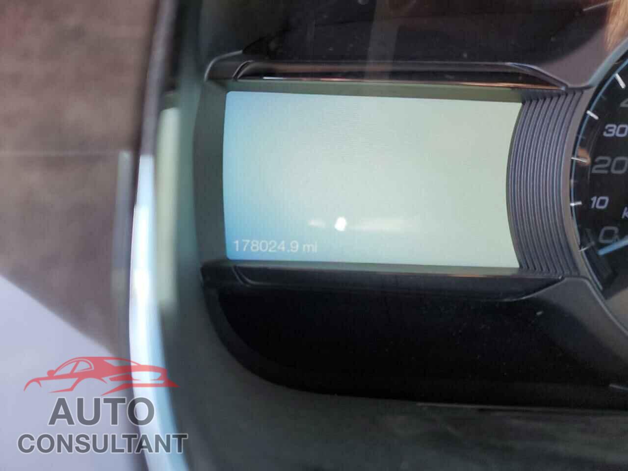 FORD TAURUS 2015 - 1FAHP2F81FG194731
