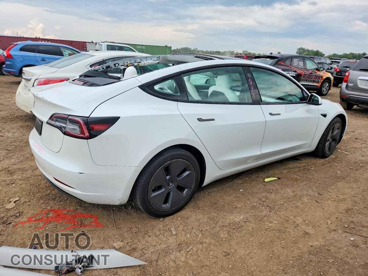 TESLA MODEL 3 2023 - 5YJ3E1EAXPF384581