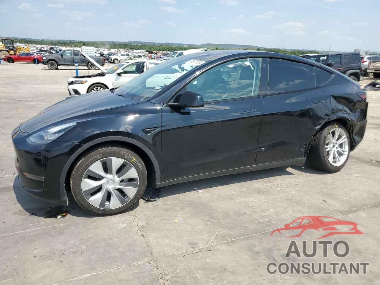 TESLA MODEL Y 2023 - 7SAYGDEE1PA063274