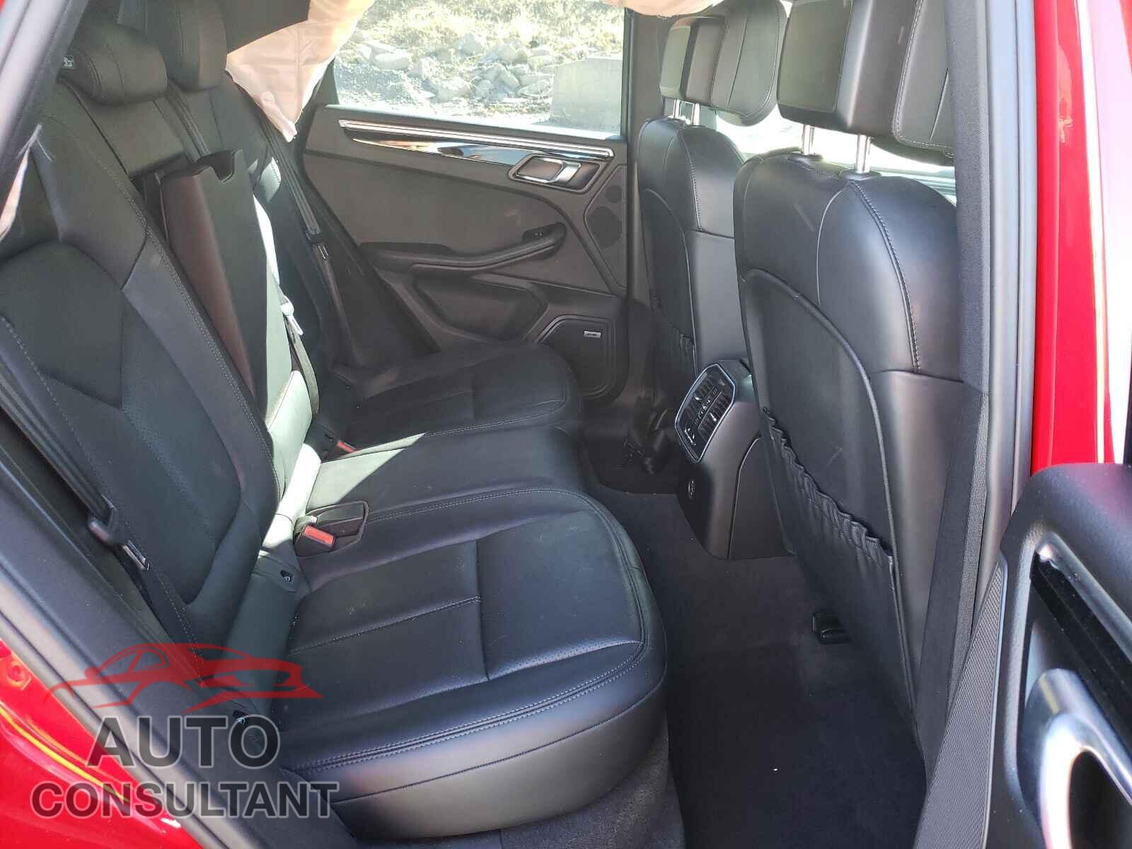 PORSCHE MACAN 2018 - WP1AA2A54JLB15237