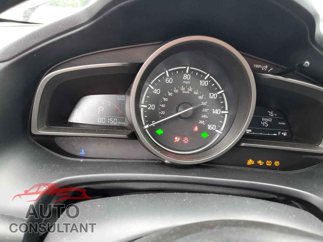 MAZDA 3 2018 - 3MZBN1V37JM164506