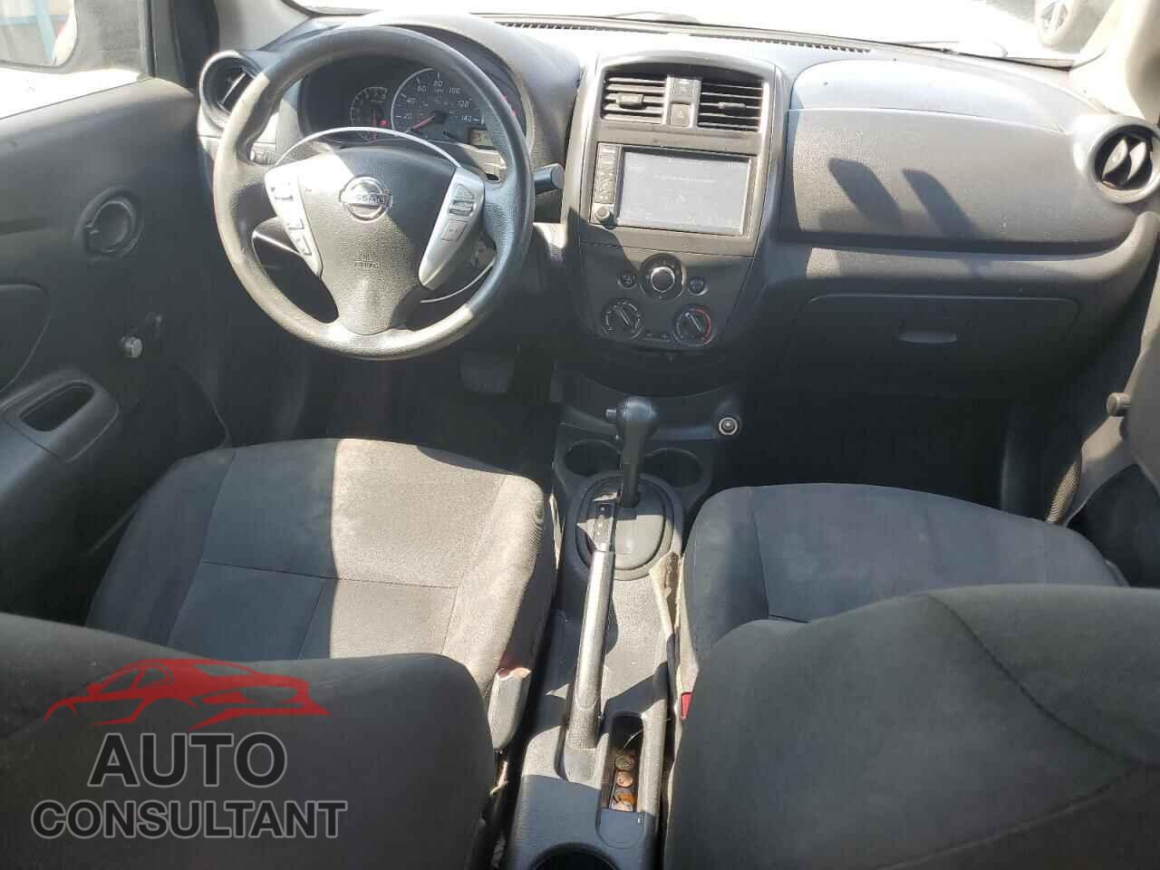 NISSAN VERSA 2019 - 3N1CN7AP3KL813814