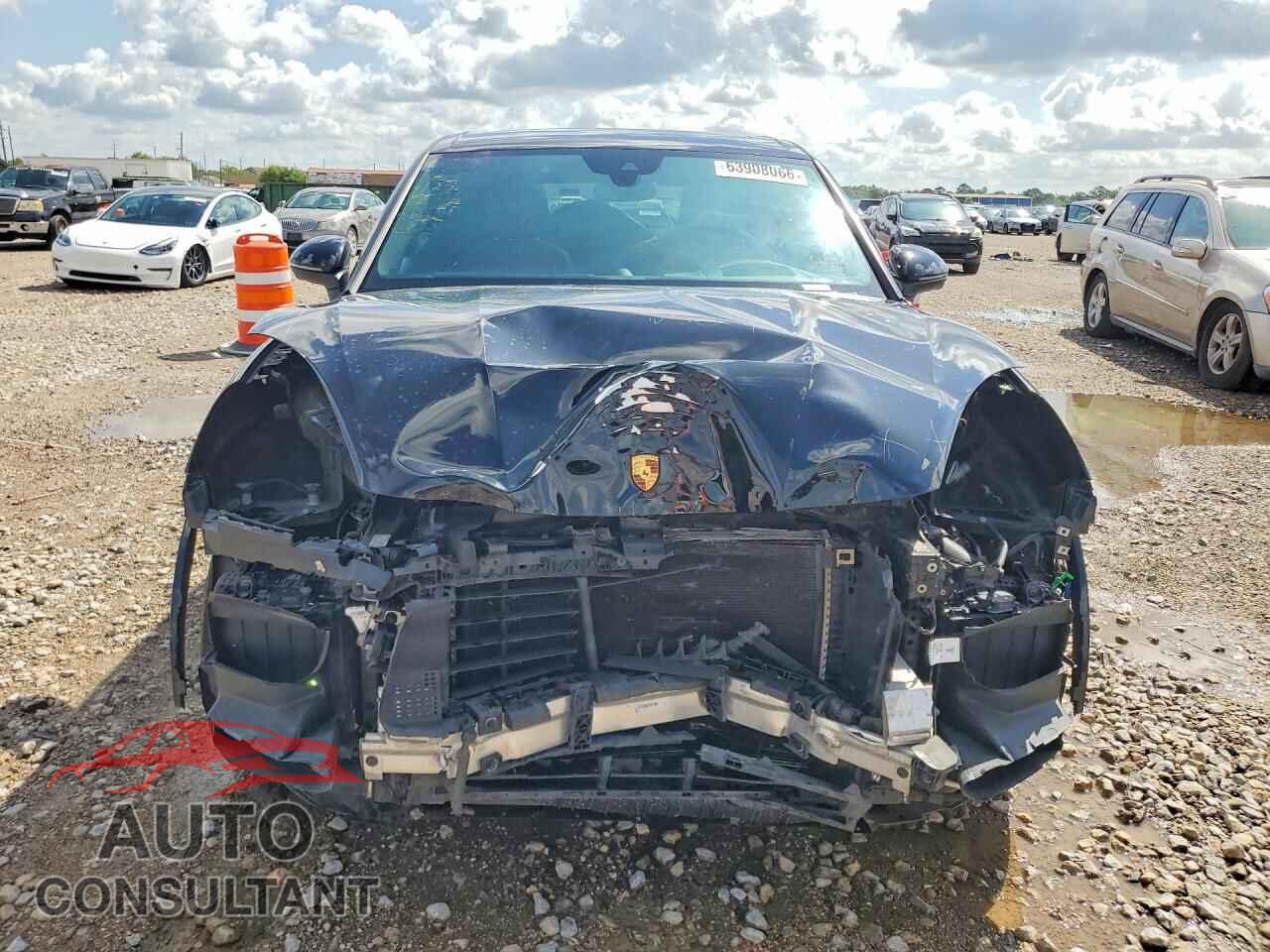 PORSCHE CAYENNE 2020 - WP1AA2AY2LDA02345