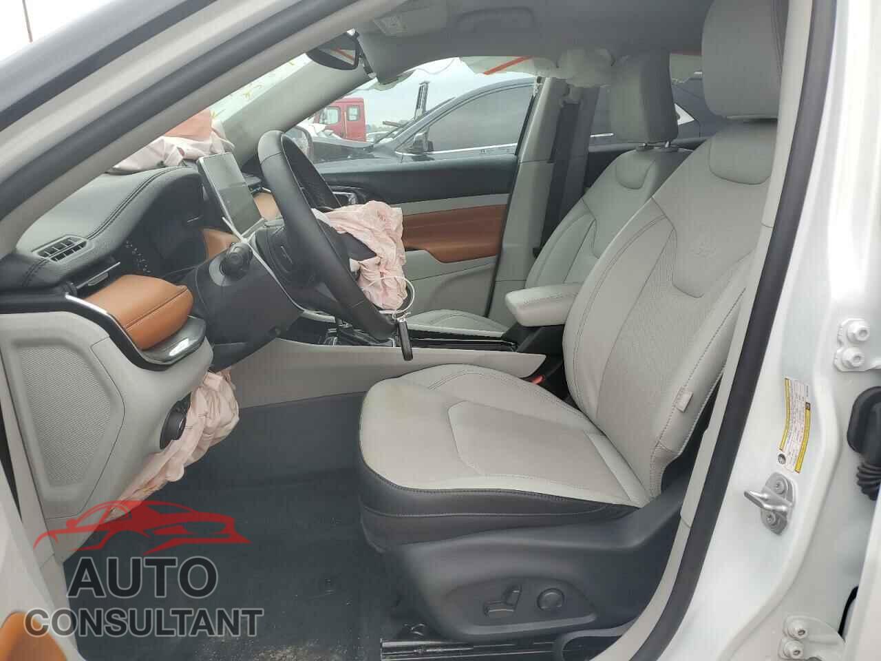 JEEP COMPASS 2022 - 3C4NJDCB4NT233400