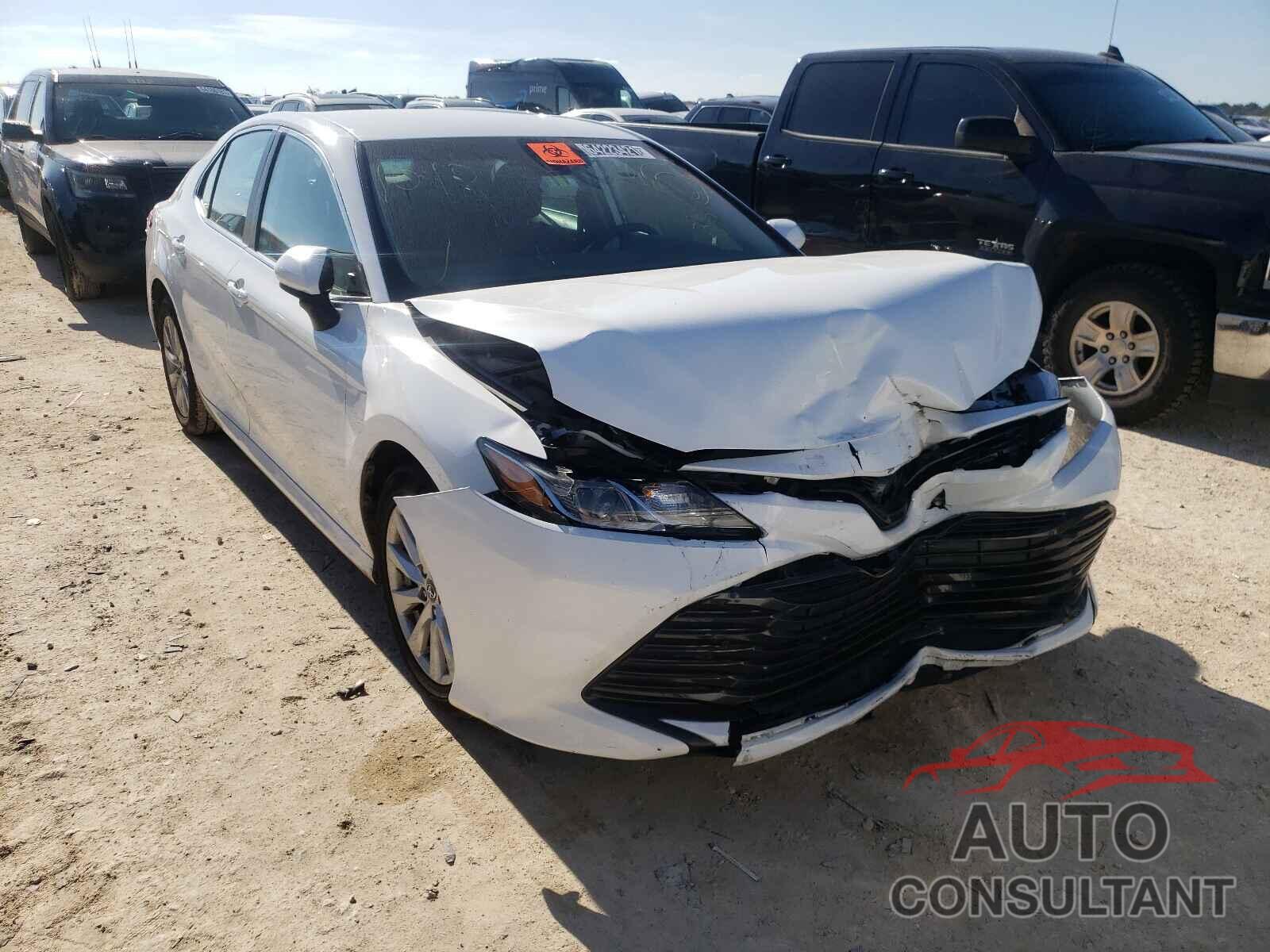 TOYOTA CAMRY 2019 - 4T1B11HK1KU229652