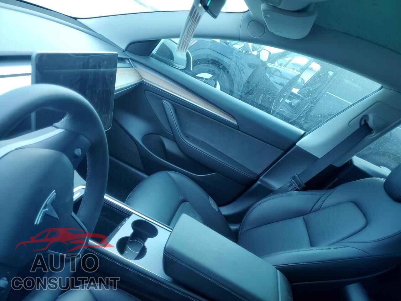 TESLA MODEL 3 2022 - 5YJ3E1EB5NF361246
