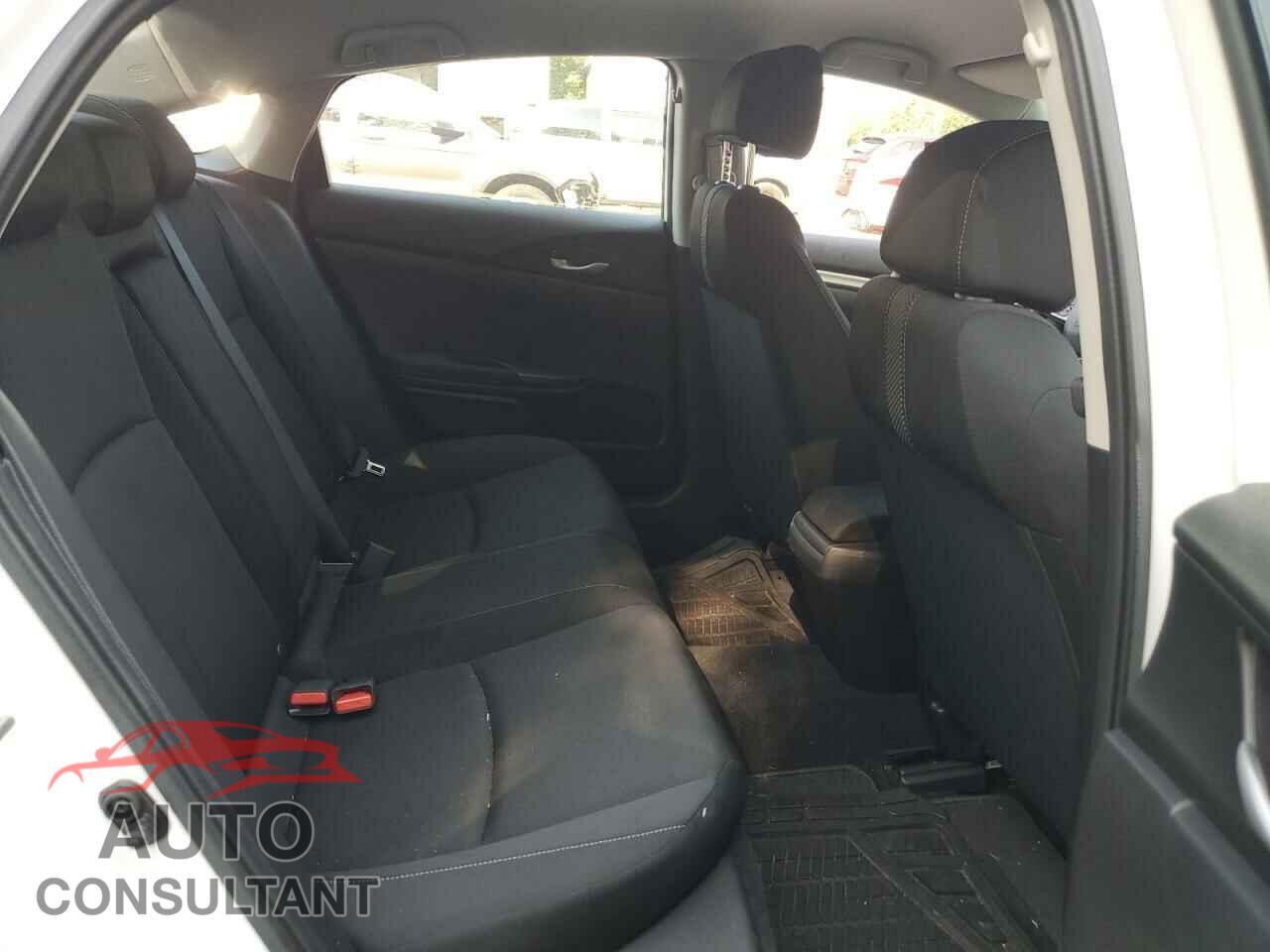 HONDA CIVIC 2019 - 2HGFC2F51KH007765