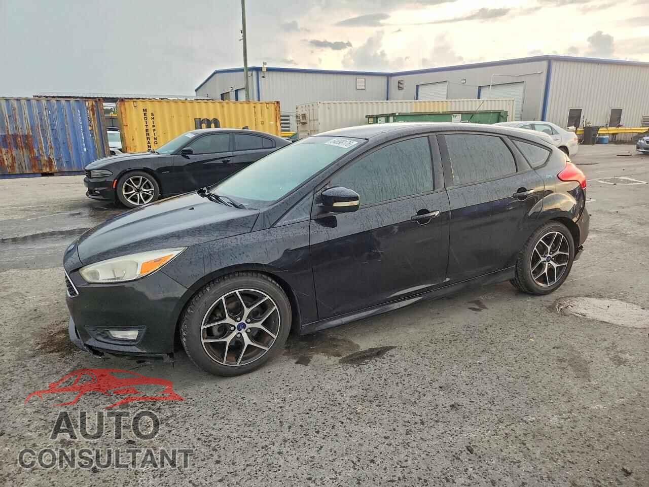 FORD FOCUS 2016 - 1FADP3K23GL379250