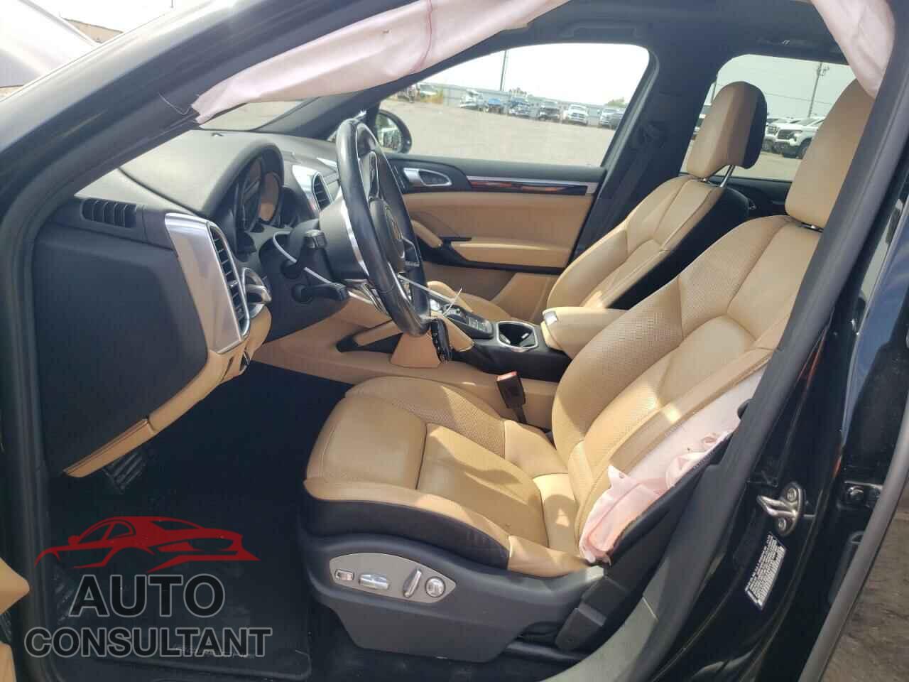 PORSCHE CAYENNE 2016 - WP1AA2A29GKA11184