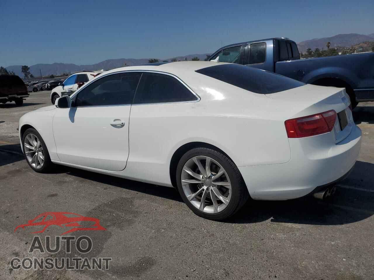 AUDI A5 2013 - WAUCFAFR0DA035142