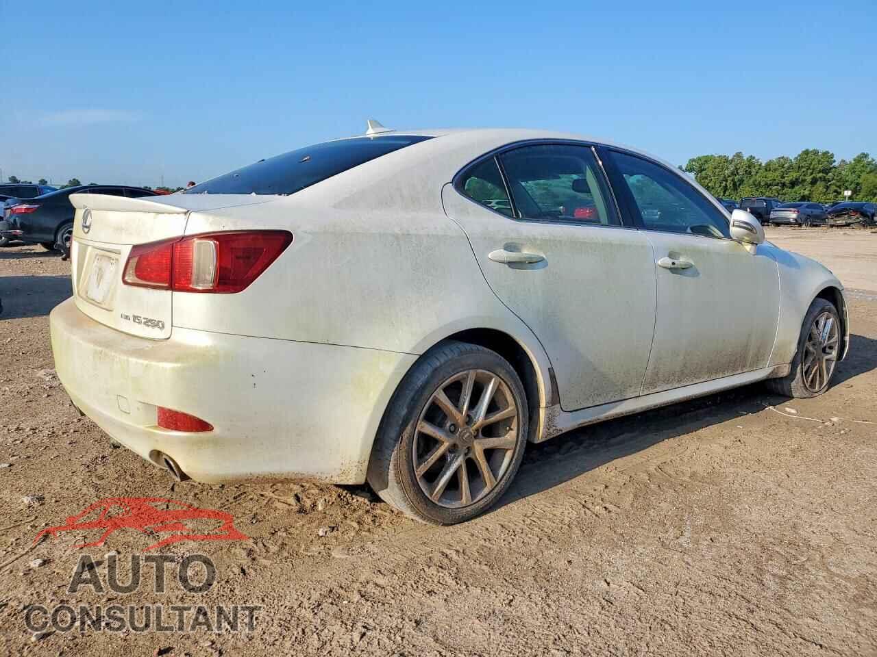 LEXUS IS 2011 - JTHCF5C21B5048990