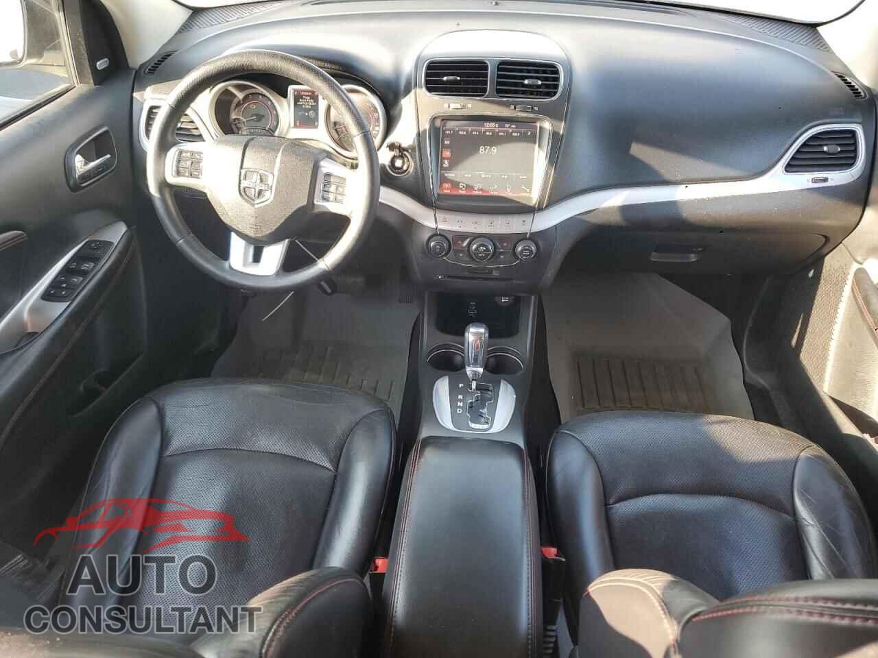 DODGE JOURNEY 2017 - 3C4PDCEG3HT584239