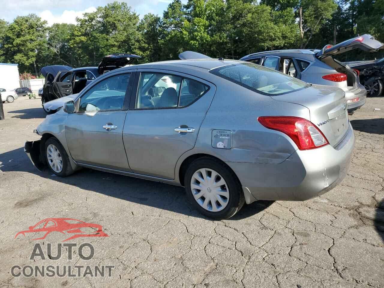NISSAN VERSA 2012 - 3N1CN7AP1CL882969