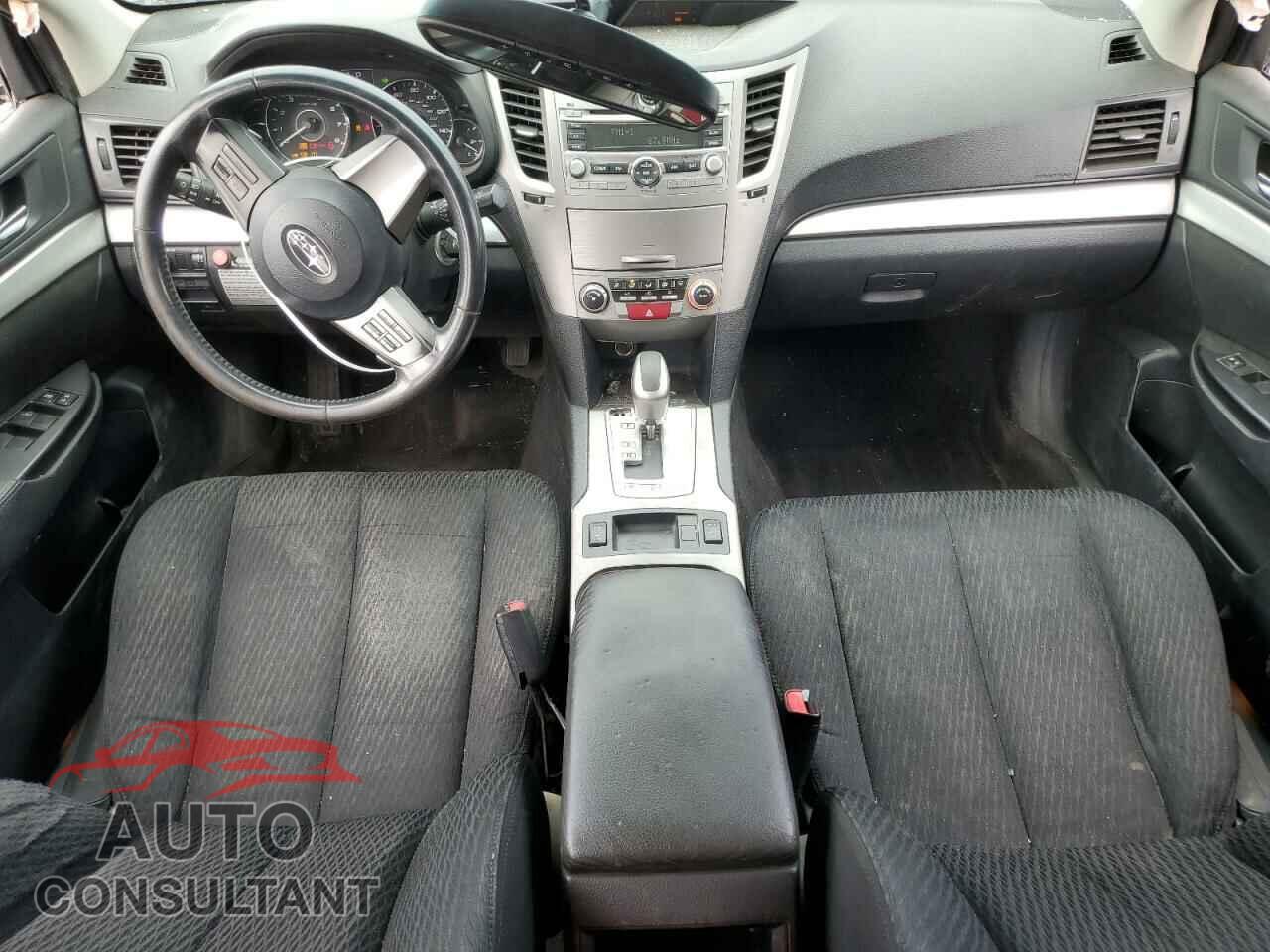 SUBARU OUTBACK 2011 - 4S4BRBGC2B3370017