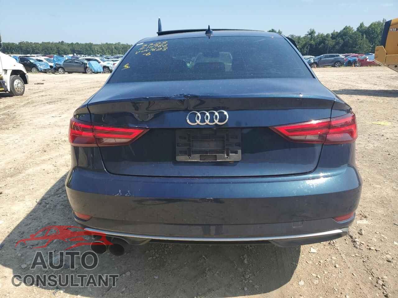 AUDI A3 2017 - WAUAUGFF5H1047623
