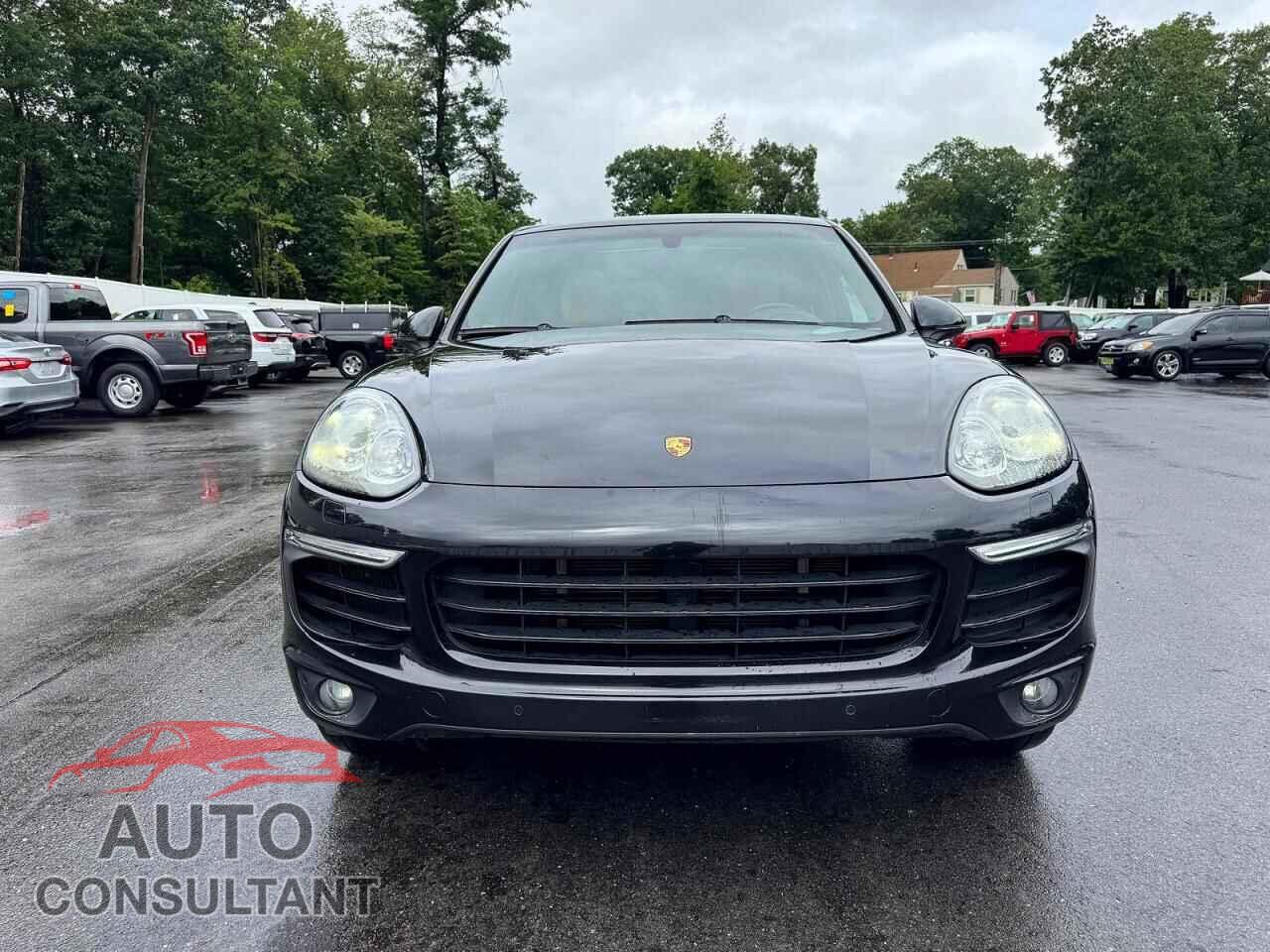 PORSCHE CAYENNE 2017 - WP1AE2A24HLA72698