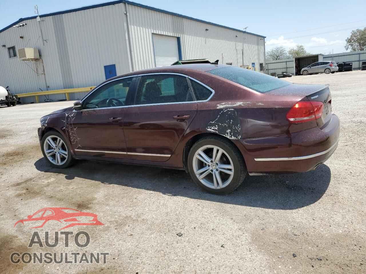 VOLKSWAGEN PASSAT 2013 - 1VWCN7A37DC024765
