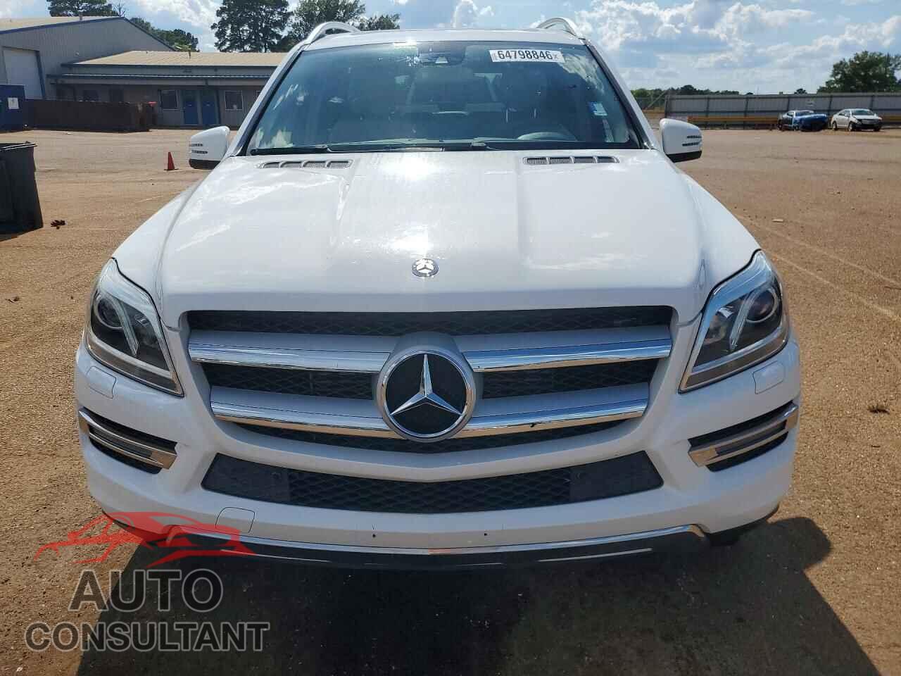 MERCEDES-BENZ GL-CLASS 2015 - 4JGDF2EE9FA521054