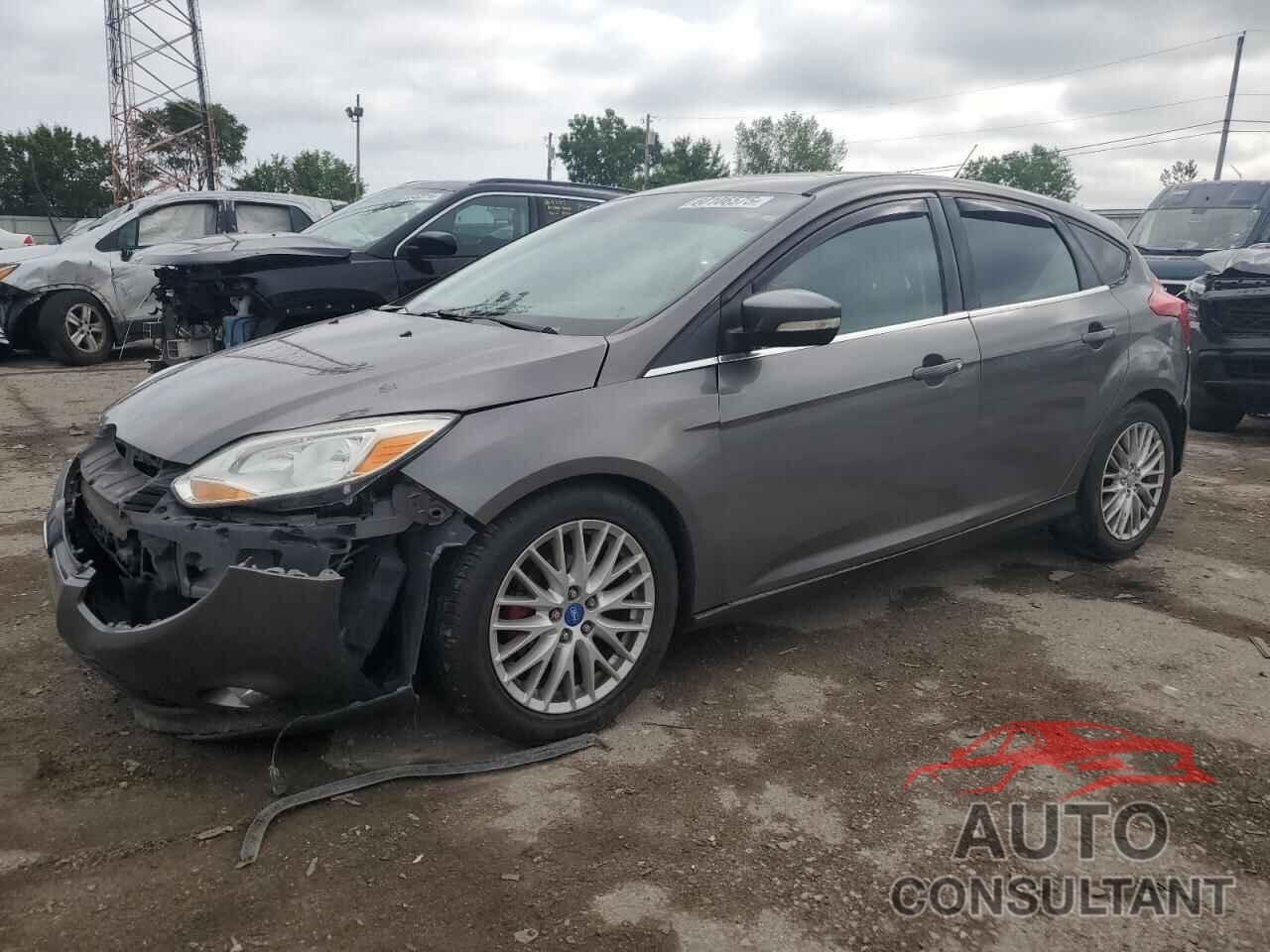 FORD FOCUS 2012 - 1FAHP3M28CL210639