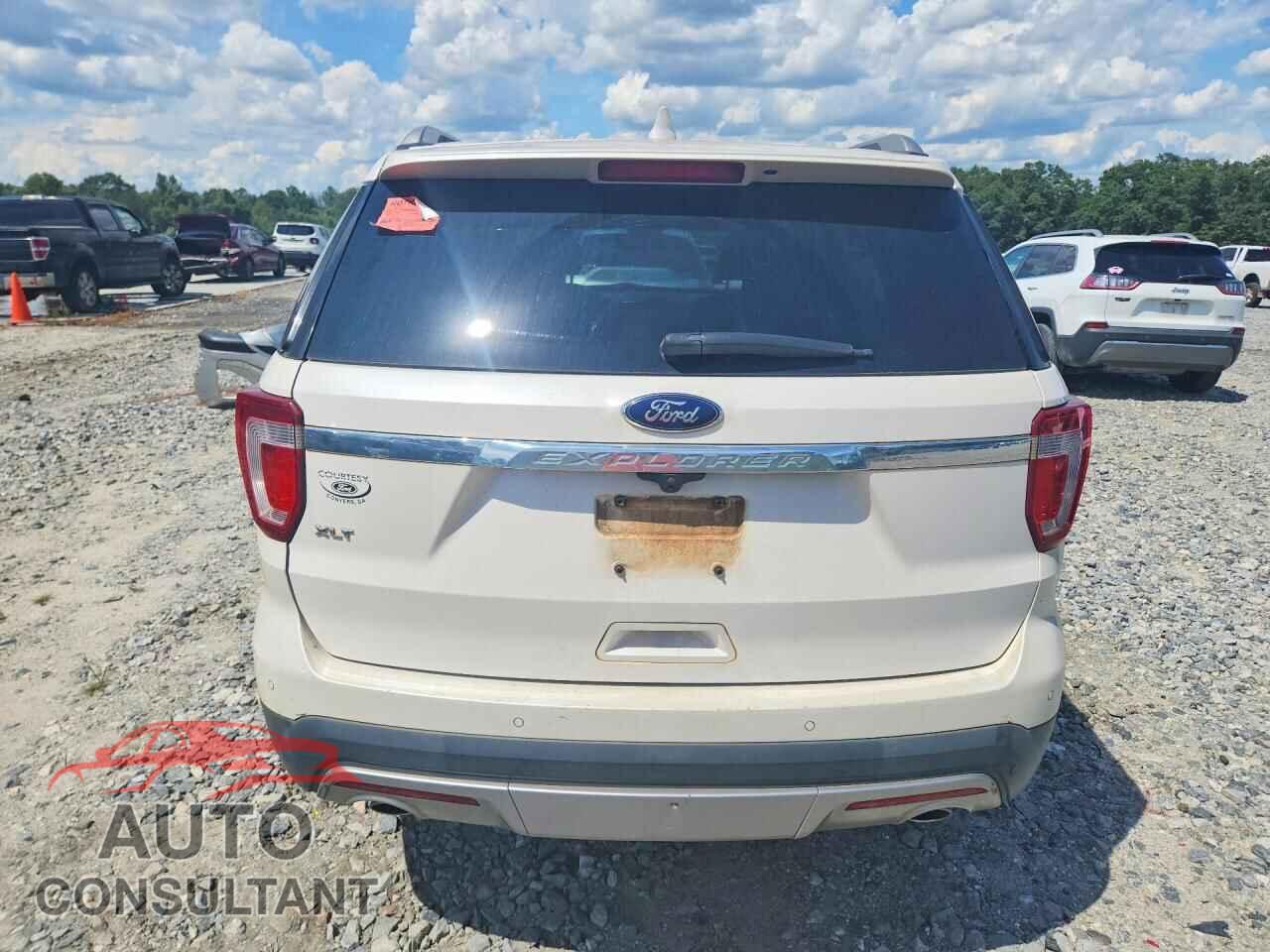 FORD EXPLORER 2017 - 1FM5K7D80HGB03569