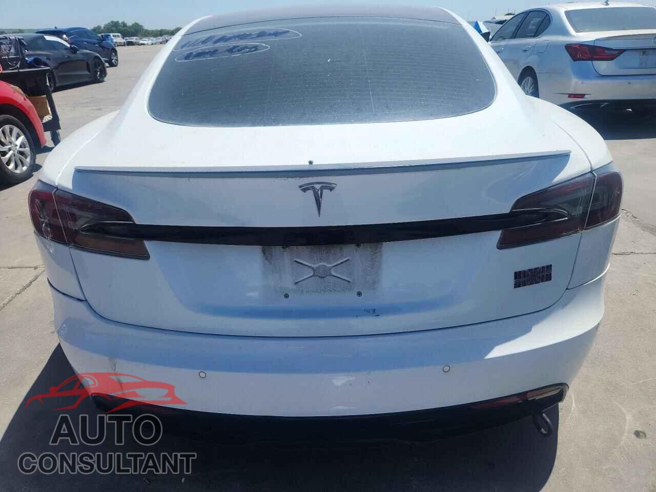 TESLA MODEL S 2021 - 5YJSA1E64MF440271
